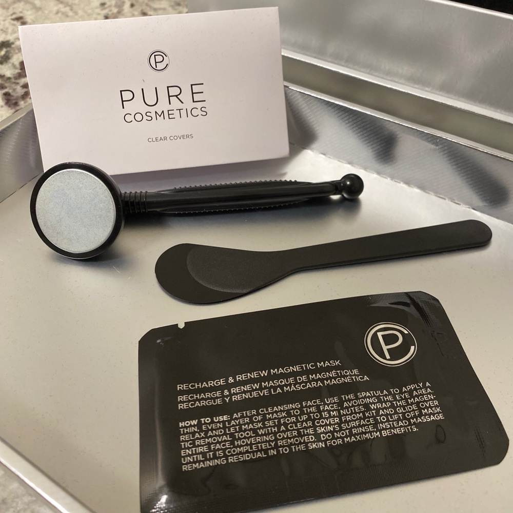 π PURE COSMETICS RECHARGE & RENEW MAGNETIC MASK! - Picture 3 of 6